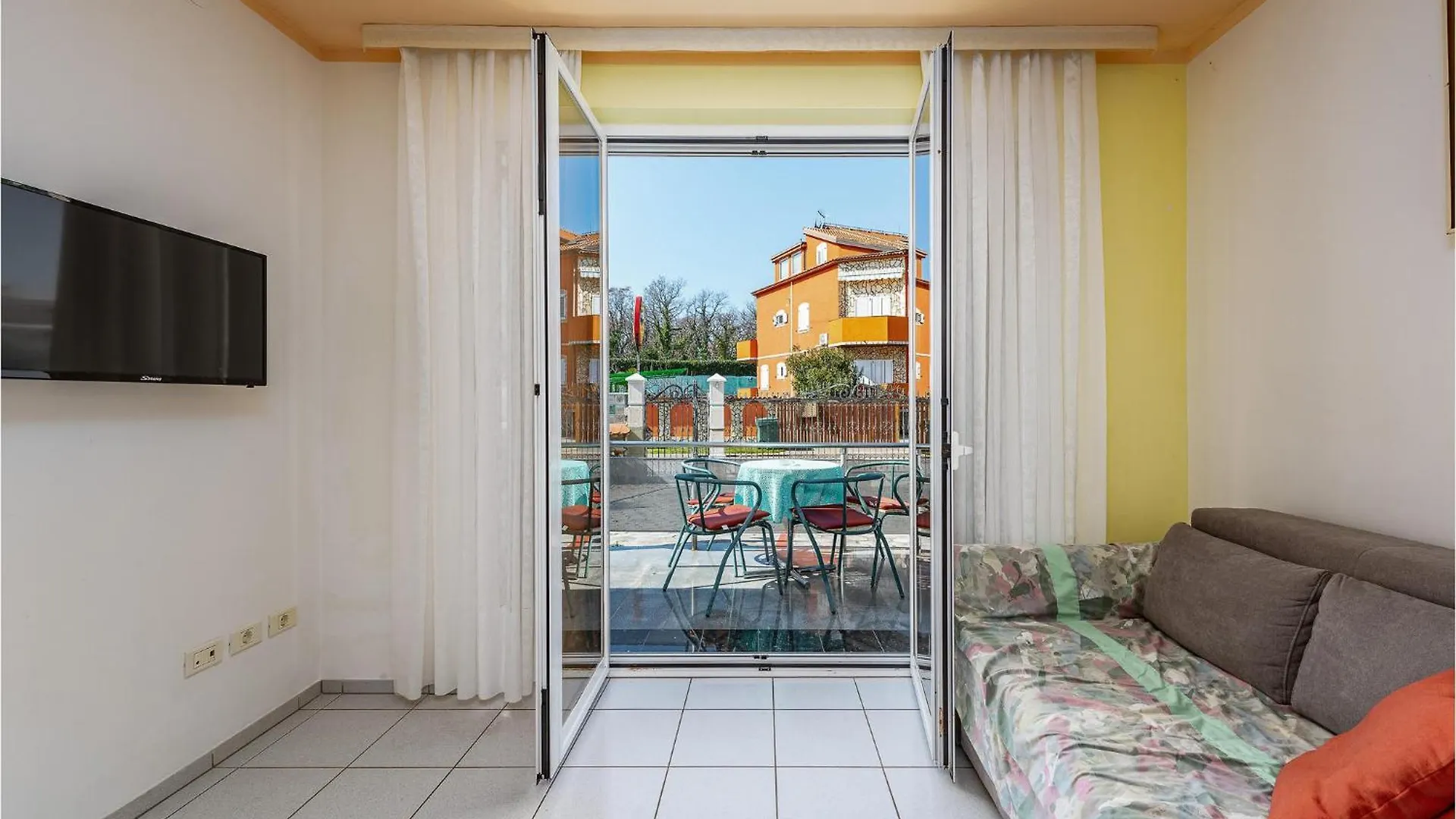 Beautiful Apartment In Umag With Wifi Pelegrin